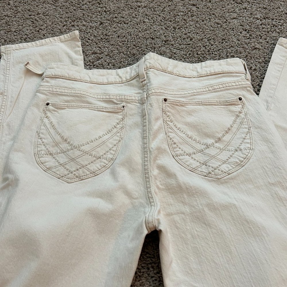 Old Navy Sweetheart Off White Jeans - Picture 6 of 6